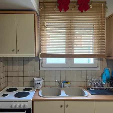 22 La Maisonette Karpenísion