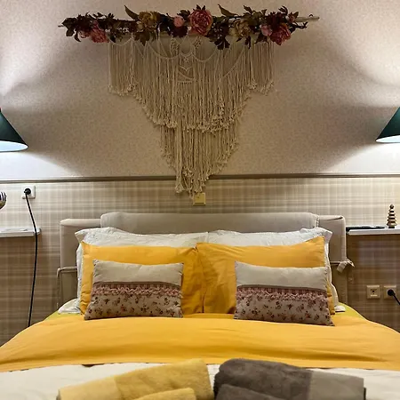 22 La Maisonette Apartment *