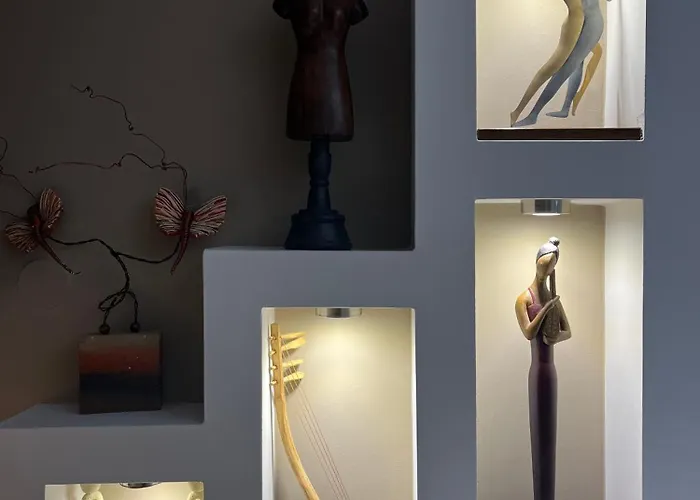 22 La Maisonette * Karpenísion